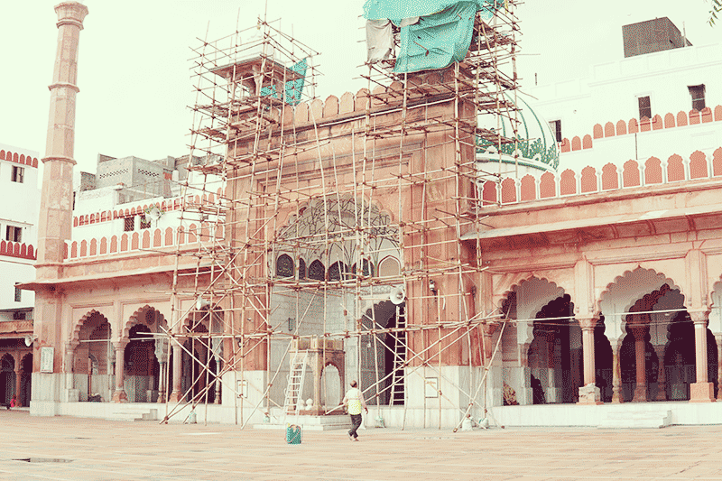 マーケットにある寺院