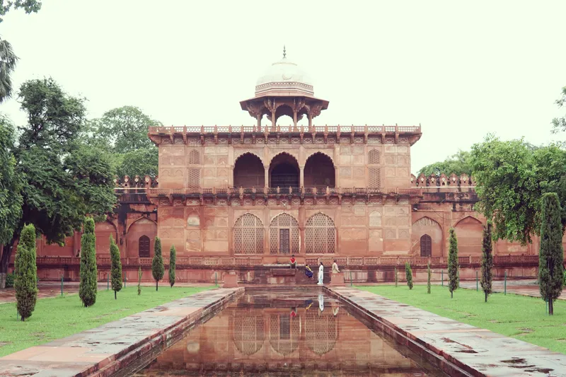 タージマハル敷地内の別館 建築詳細
