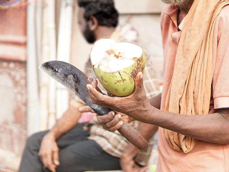 街角のココナッツ屋さんにて