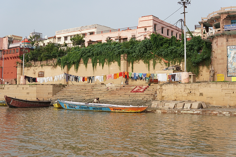 グラデーションの洗濯物